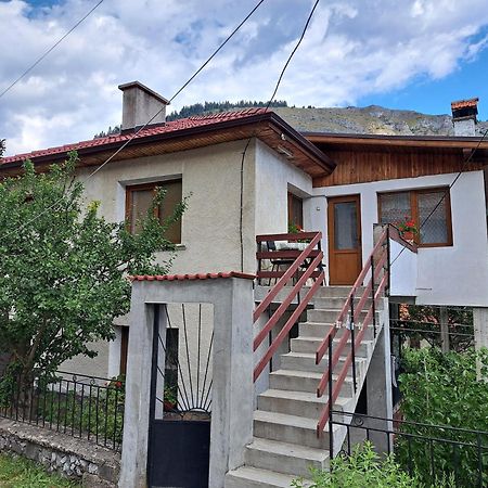 Guest House Denitsa Trigrad Exterior photo